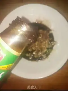 Make Pepper turns eggs step 4
