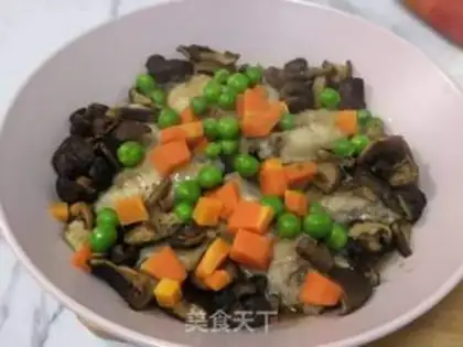 Make The mushrooms are on the wings step 5