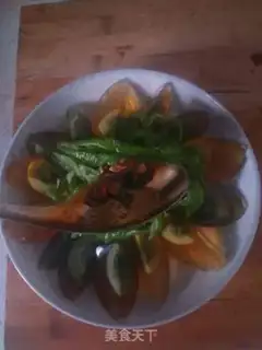 Make Pepper turns eggs step 8