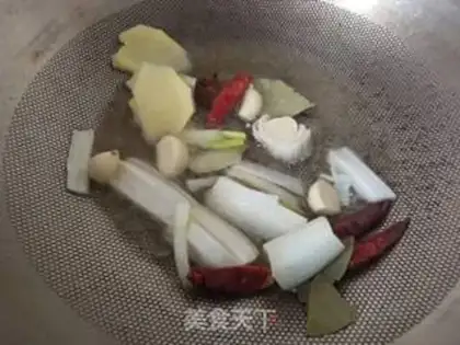 Make A beer, a guacamole step 3