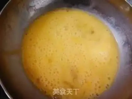Make Spicy egg soup step 2