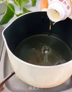 Make Secret pepper oil step 4