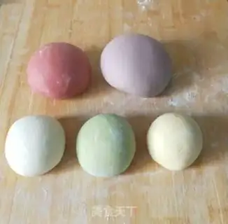 Make Five dumplings step 1
