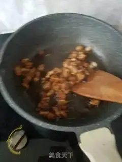 Make Soybeans sprouts and pork noodles step 2