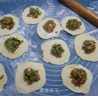 Make Celery gravy pasta step 15