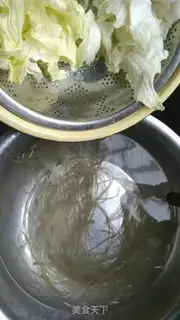 Make Potato pink cabbage soup step 0