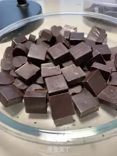 Make Homemade black chocolate step 4