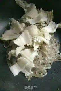 Make Potato pink cabbage soup step 4