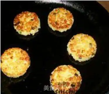Make Crab onions and rice step 8