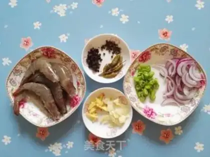 Make Spicy shrimp step 1