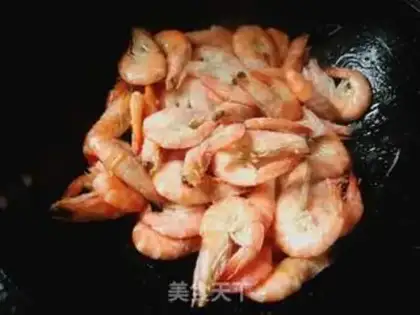 Make Garlic shrimp step 4