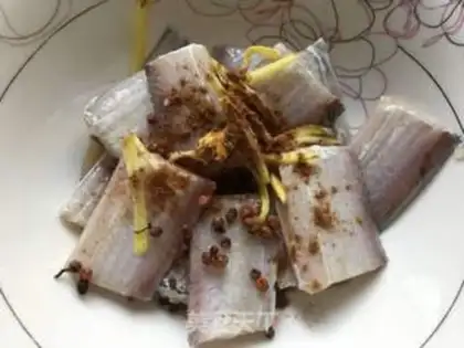 Make Five fragrances of veggiefish step 1