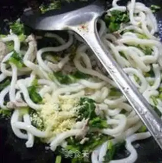 Make Scrawny swirling snow sauce step 7