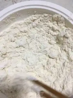 Make Hot noodles, shrimp dumplings step 0
