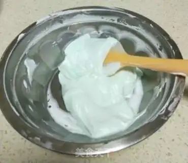 Make A flower cake step 21