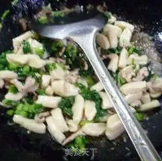Make Scrawny spicy noodles step 7