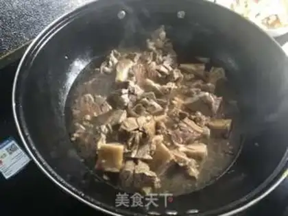 Make Garlic fried lamb step 5
