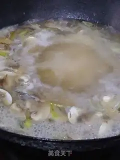 Make Herbal mushroom pasta step 6