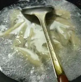 Make Cracker meat dumplings step 11