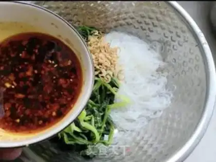 Make A spinach shrimp platter fan step 14
