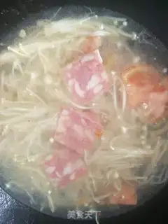 Make Tomato gin mushroom soup step 2