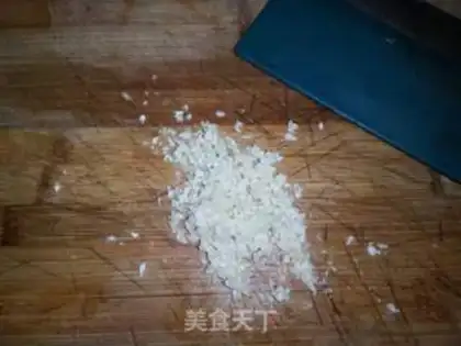 Make Garlic fan dolls step 5