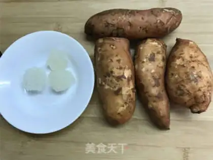 Make Cinnamon potato soup step 0