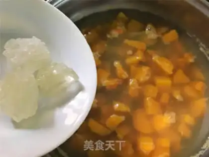 Make Cinnamon potato soup step 3