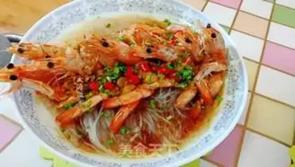 Make A garlic fan with a shrimp back step 11