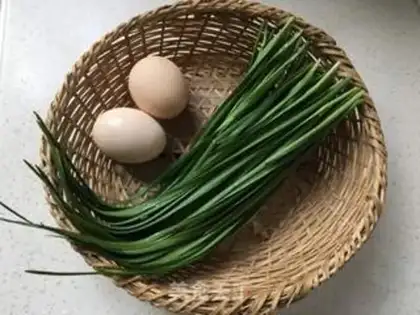 Make Scrambled eggs step 0