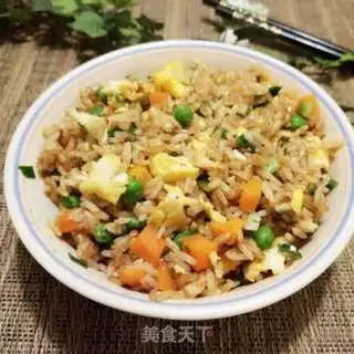 Make Soy sauce, egg fried rice step 7