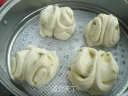 Make Onion rolls step 7