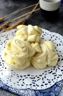 Make Onion rolls step 8