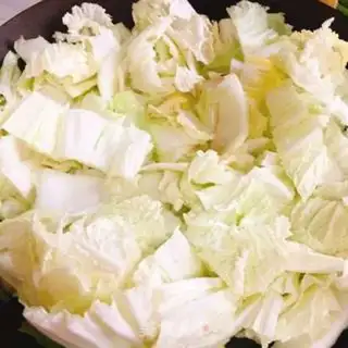 Make Garlic cabbage step 3