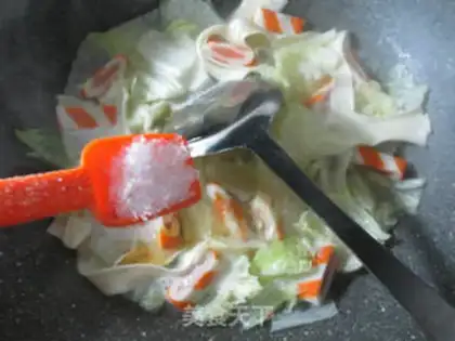 Make Shrimp cakes and noodles step 7