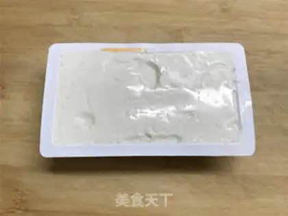 Make Shrimp tofu soup step 1