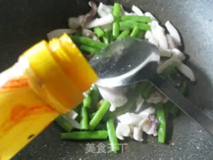 Make Peaches fried squid step 6