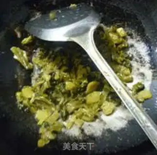 Make Sour shrimp fried noodle step 8