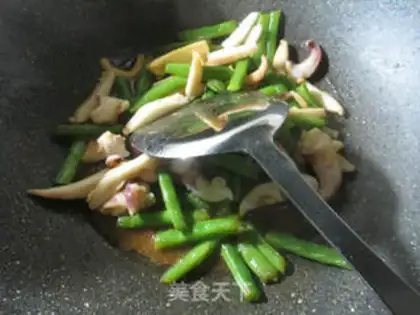 Make Peaches fried squid step 9