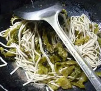 Make Sour shrimp fried noodle step 9