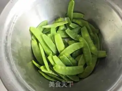 Make Lily Dutch beans step 2