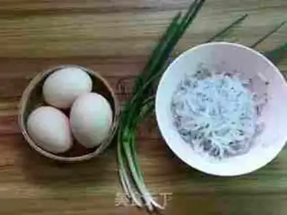 Make Silverfish fried eggs step 0