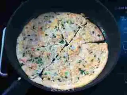 Make Silverfish fried eggs step 6
