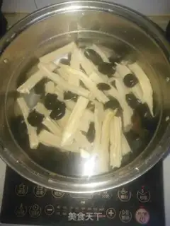 Make Garlic peppers, lumber-crackers step 1