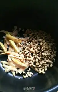 Make Squirty-pork-brained beans step 4