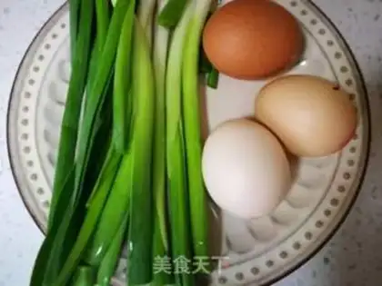 Make Garlic fried eggs step 0
