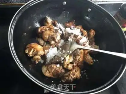 Make Red burning pig hoof step 5