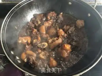 Make Red burning pig hoof step 7