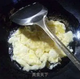 Make Carrot egg fried rice step 6