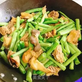 Make Four seasons of bean-burning roosters step 6